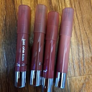 Dragon Renee Lipstick Crayons